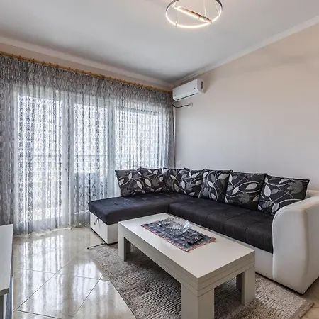 Relax 2 Seafront By Ps Apartment